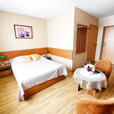 Ξενοδοχείο Malibu Kalisz 2*